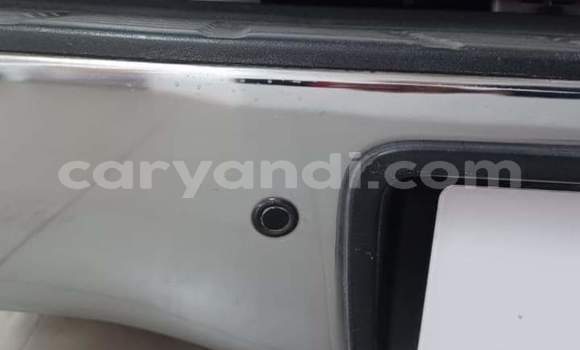 Acheter Occasion Voiture Toyota Hilux Beige à Lusaka, Zambie Acheter Occasion Voiture Toyota Hilux Beige à Lusaka, Zambie