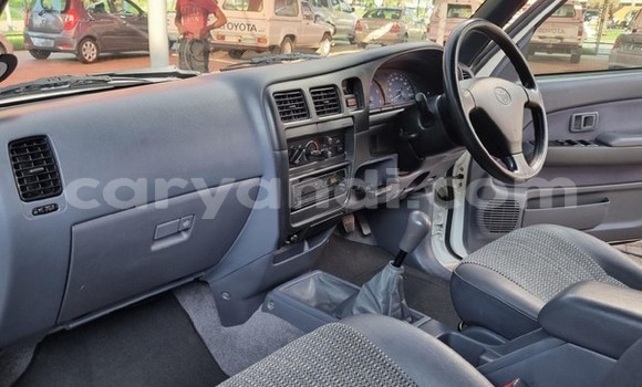 Nunua Ilio tumika Toyota Hilux Nyeupe Gari ndani ya Lusaka nchini Zambia Nunua Ilio tumika Toyota Hilux Nyeupe Gari ndani ya Lusaka nchini Zambia