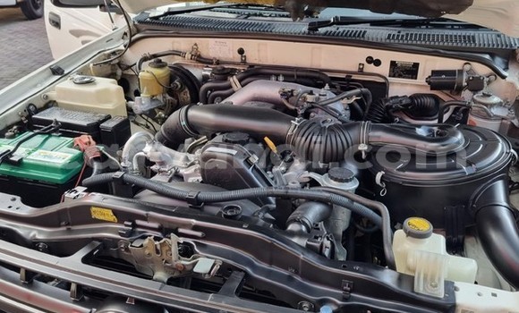 Nunua Ilio tumika Toyota Hilux Nyeupe Gari ndani ya Lusaka nchini Zambia Nunua Ilio tumika Toyota Hilux Nyeupe Gari ndani ya Lusaka nchini Zambia