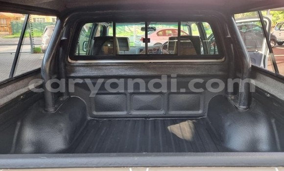 Nunua Ilio tumika Toyota Hilux Nyeupe Gari ndani ya Lusaka nchini Zambia Nunua Ilio tumika Toyota Hilux Nyeupe Gari ndani ya Lusaka nchini Zambia