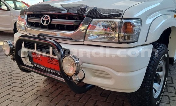 Nunua Ilio tumika Toyota Hilux Nyeupe Gari ndani ya Lusaka nchini Zambia Nunua Ilio tumika Toyota Hilux Nyeupe Gari ndani ya Lusaka nchini Zambia
