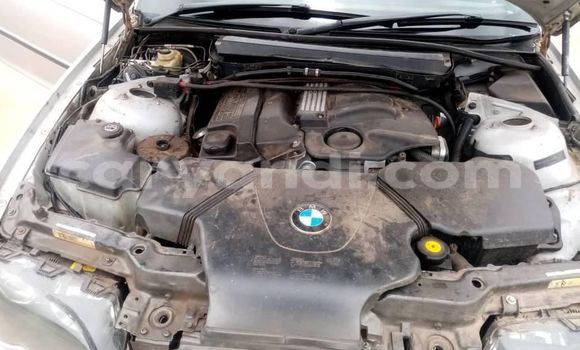 Acheter Occasion Voiture BMW 3–Series Gris à Lusaka, Zambie Acheter Occasion Voiture BMW 3–Series Gris à Lusaka, Zambie