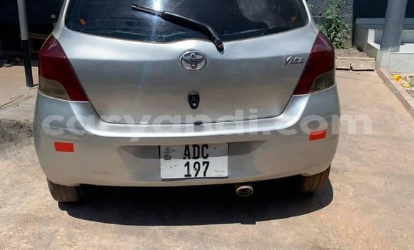 Acheter Occasion Voiture Toyota Vitz Gris à Lusaka, Zambie Acheter Occasion Voiture Toyota Vitz Gris à Lusaka, Zambie