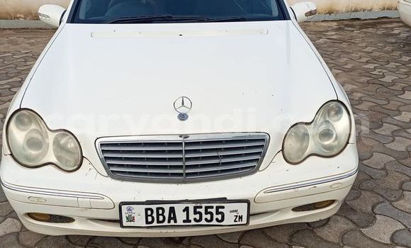 Acheter Occasion Voiture Mercedes‒Benz C–Class Blanc à Lusaka, Zambie Acheter Occasion Voiture Mercedes‒Benz C–Class Blanc à Lusaka, Zambie