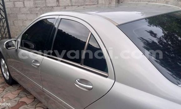 Buy Used Mercedes-Benz C-Classe Silver Car in Lusaka in Zambia Buy Used Mercedes-Benz C-Classe Silver Car in Lusaka in Zambia