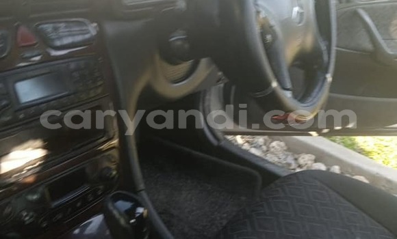 Acheter Occasion Voiture Mercedes-Benz C-Classe Gris à Lusaka, Zambie Acheter Occasion Voiture Mercedes-Benz C-Classe Gris à Lusaka, Zambie