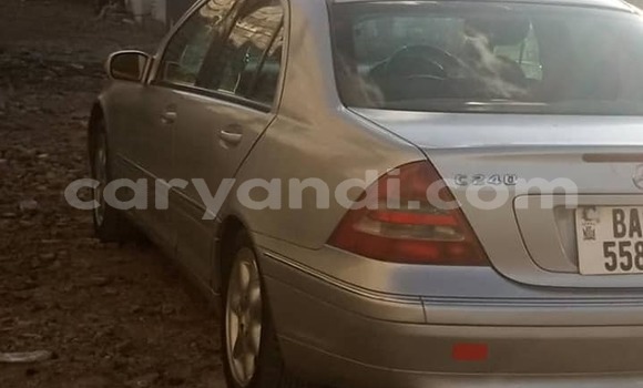 Acheter Occasion Voiture Mercedes-Benz C-Classe Gris à Lusaka, Zambie Acheter Occasion Voiture Mercedes-Benz C-Classe Gris à Lusaka, Zambie