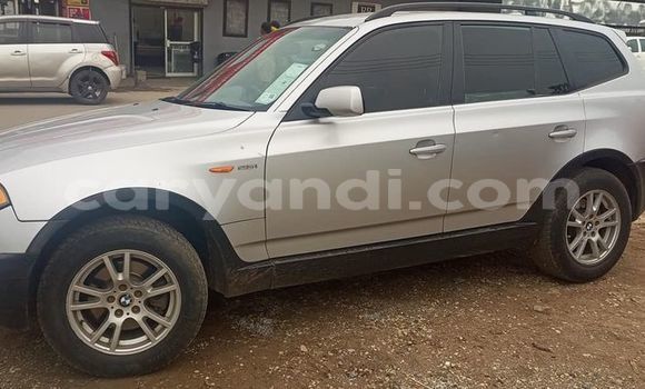 Acheter Occasion Voiture BMW X3 Gris à Lusaka, Zambie Acheter Occasion Voiture BMW X3 Gris à Lusaka, Zambie