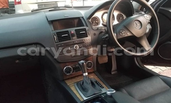 Acheter Occasion Voiture Mercedes‒Benz E–Class Noir à Lusaka, Zambie Acheter Occasion Voiture Mercedes‒Benz E–Class Noir à Lusaka, Zambie