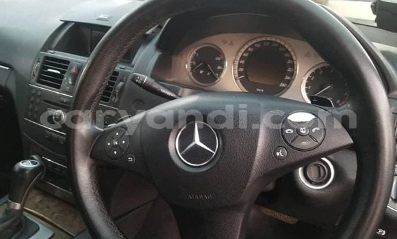 Acheter Occasion Voiture Mercedes‒Benz E–Class Noir à Lusaka, Zambie Acheter Occasion Voiture Mercedes‒Benz E–Class Noir à Lusaka, Zambie