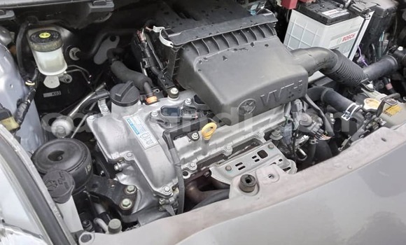 Acheter Occasion Voiture Toyota Vitz Gris à Lusaka, Zambie Acheter Occasion Voiture Toyota Vitz Gris à Lusaka, Zambie