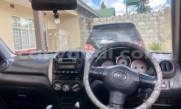Acheter Occasion Voiture Toyota RAV4 Bleu à Lusaka, Zambie Acheter Occasion Voiture Toyota RAV4 Bleu à Lusaka, Zambie