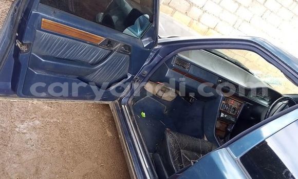 Acheter Occasion Voiture Mercedes-Benz E-Classe Bleu à Lusaka, Zambie Acheter Occasion Voiture Mercedes-Benz E-Classe Bleu à Lusaka, Zambie