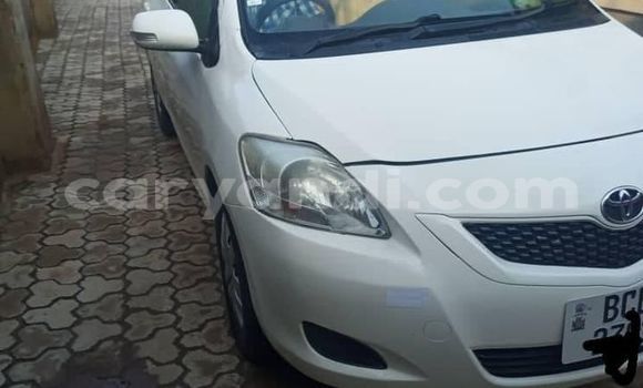 Acheter Occasion Voiture Toyota Belta Blanc à Lusaka, Zambie Acheter Occasion Voiture Toyota Belta Blanc à Lusaka, Zambie