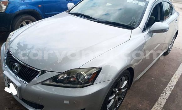 Acheter Occasion Voiture Lexus ES Gris à Lusaka, Zambie Acheter Occasion Voiture Lexus ES Gris à Lusaka, Zambie