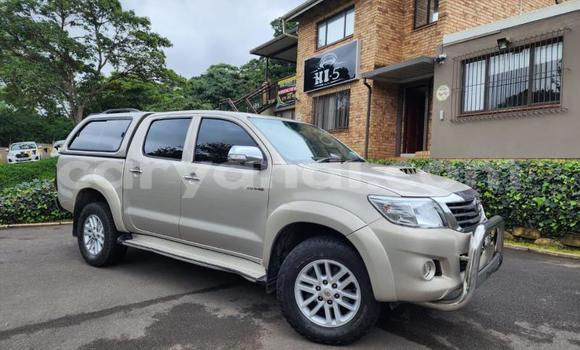 Buy Used Toyota Hilux Silver Car in Livingstone in Zambia