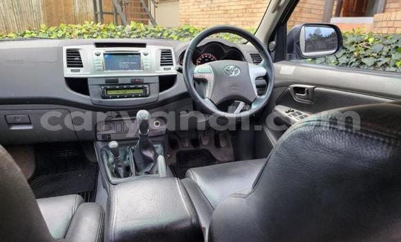 Buy Used Toyota Hilux Silver Car in Livingstone in Zambia Buy Used Toyota Hilux Silver Car in Livingstone in Zambia
