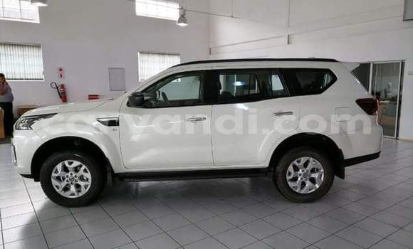 Acheter Occasion Voiture Nissan Terrano Blanc à Lusaka, Zambie Acheter Occasion Voiture Nissan Terrano Blanc à Lusaka, Zambie
