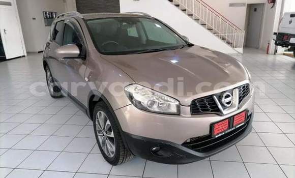 Tenga Tsaru Nissan Qashqai Tsvuku Mota in Kitwe in Zambia