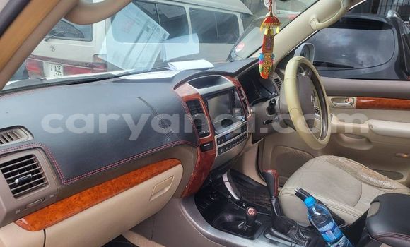 Nunua Ilio tumika Toyota Land Cruiser Prado Nyeupe Gari ndani ya Kitwe nchini Zambia Nunua Ilio tumika Toyota Land Cruiser Prado Nyeupe Gari ndani ya Kitwe nchini Zambia
