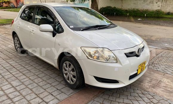 Buy Used Toyota Auris White Car in Lusaka in Zambia