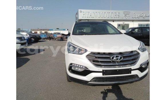 Nunua Imported Hyundai Santa Fe Nyeupe Gari ndani ya Import - Dubai nchini Zambia Nunua Imported Hyundai Santa Fe Nyeupe Gari ndani ya Import - Dubai nchini Zambia