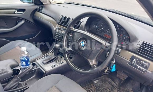 Nunua Ilio tumika BMW 3–Series Nyeusi Gari ndani ya Lusaka nchini Zambia Nunua Ilio tumika BMW 3–Series Nyeusi Gari ndani ya Lusaka nchini Zambia