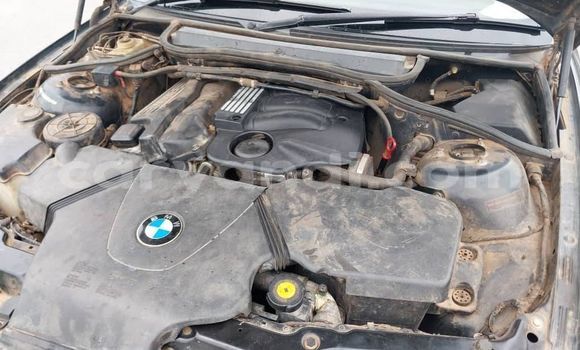 Nunua Ilio tumika BMW 3–Series Nyeusi Gari ndani ya Lusaka nchini Zambia Nunua Ilio tumika BMW 3–Series Nyeusi Gari ndani ya Lusaka nchini Zambia