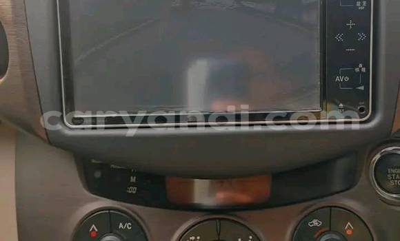 Nunua Ilio tumika Toyota Vanguard Nyeupe Gari ndani ya Lusaka nchini Zambia Nunua Ilio tumika Toyota Vanguard Nyeupe Gari ndani ya Lusaka nchini Zambia