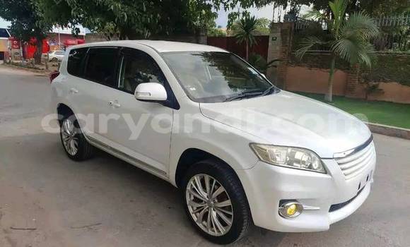 Nunua Ilio tumika Toyota Vanguard Nyeupe Gari ndani ya Lusaka nchini Zambia Nunua Ilio tumika Toyota Vanguard Nyeupe Gari ndani ya Lusaka nchini Zambia
