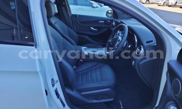 Acheter Occasion Voiture Mercedes-Benz GLC 250D Blanc à Lusaka, Zambie Acheter Occasion Voiture Mercedes-Benz GLC 250D Blanc à Lusaka, Zambie