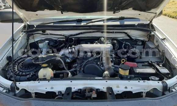 Acheter Occasion Voiture Toyota Hilux Blanc à Lusaka, Zambie Acheter Occasion Voiture Toyota Hilux Blanc à Lusaka, Zambie