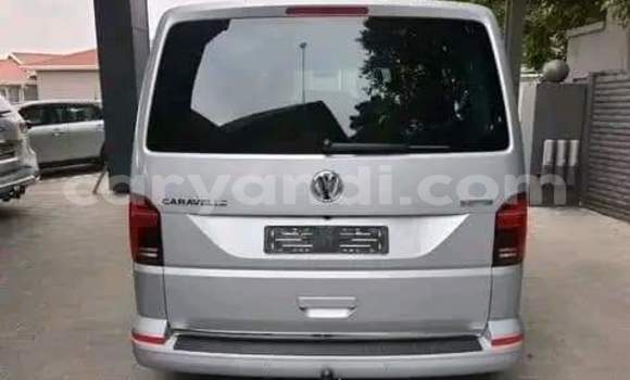 Acheter Occasion Voiture Volkswagen Caravelle Gris à Lusaka, Zambie Acheter Occasion Voiture Volkswagen Caravelle Gris à Lusaka, Zambie