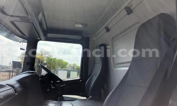 Acheter Occasion Utilitaire Scania R420 Blanc à Lusaka, Zambie Acheter Occasion Utilitaire Scania R420 Blanc à Lusaka, Zambie