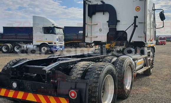 Acheter Occasion Utilitaire Caterpillar 120 Blanc à Lusaka, Zambie Acheter Occasion Utilitaire Caterpillar 120 Blanc à Lusaka, Zambie