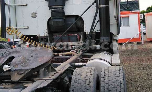 Acheter Occasion Utilitaire Caterpillar 120 Blanc à Lusaka, Zambie Acheter Occasion Utilitaire Caterpillar 120 Blanc à Lusaka, Zambie