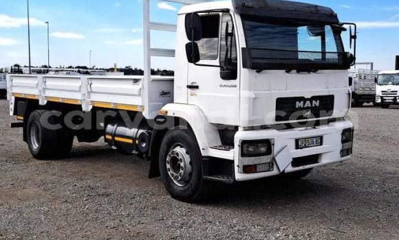 Buy Used Man Silent White Truck in Lusaka in Zambia