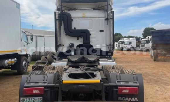 Tenga Tsaru Scania R420 Chena Rori in Lusaka in Zambia Tenga Tsaru Scania R420 Chena Rori in Lusaka in Zambia