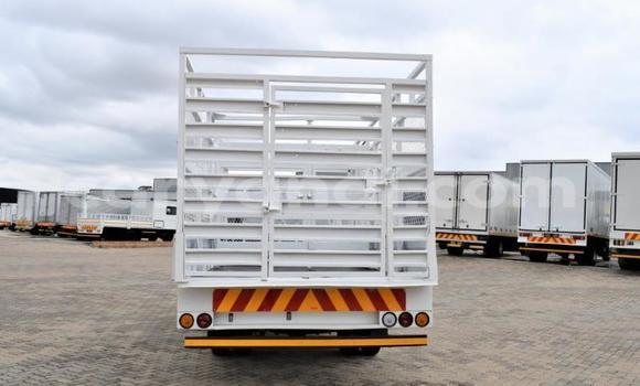 Acheter Occasion Utilitaire Toyota Dyna Blanc à Lusaka, Zambie Acheter Occasion Utilitaire Toyota Dyna Blanc à Lusaka, Zambie