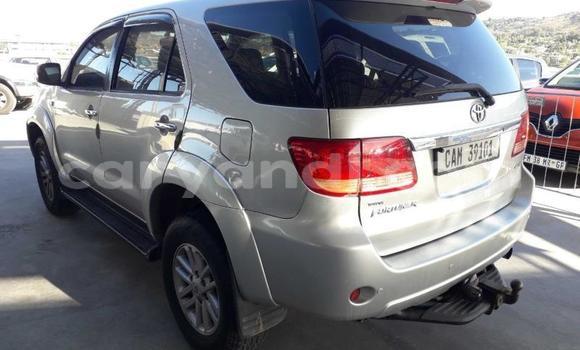 Acheter Occasion Voiture Toyota Fortuner Gris à Lusaka, Zambie Acheter Occasion Voiture Toyota Fortuner Gris à Lusaka, Zambie