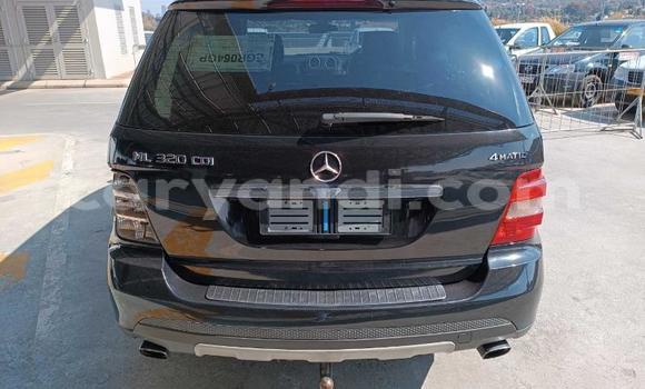 Acheter Occasion Voiture Mercedes-Benz GLC 250D Noir à Lusaka, Zambie Acheter Occasion Voiture Mercedes-Benz GLC 250D Noir à Lusaka, Zambie