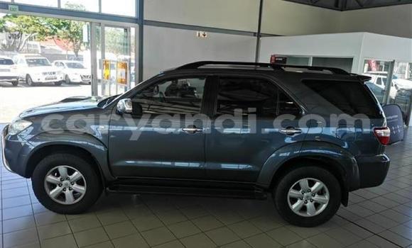 Acheter Occasion Voiture Toyota Fortuner Gris à Lusaka, Zambie Acheter Occasion Voiture Toyota Fortuner Gris à Lusaka, Zambie