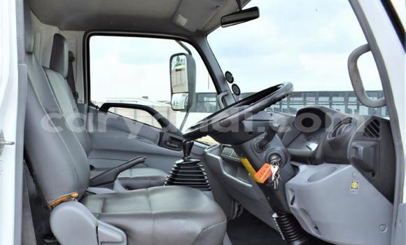 Acheter Occasion Utilitaire Toyota Dyna Blanc à Lusaka, Zambie Acheter Occasion Utilitaire Toyota Dyna Blanc à Lusaka, Zambie