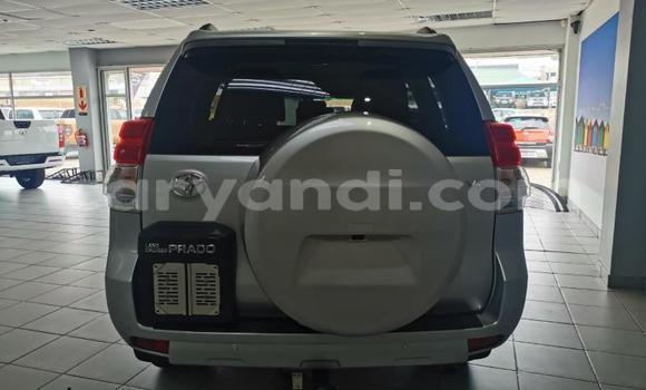 Acheter Occasion Voiture Toyota Land Cruiser Prado Gris à Lusaka, Zambie Acheter Occasion Voiture Toyota Land Cruiser Prado Gris à Lusaka, Zambie