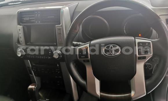 Acheter Occasion Voiture Toyota Land Cruiser Prado Gris à Lusaka, Zambie Acheter Occasion Voiture Toyota Land Cruiser Prado Gris à Lusaka, Zambie