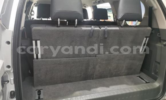 Acheter Occasion Voiture Toyota Land Cruiser Prado Gris à Lusaka, Zambie Acheter Occasion Voiture Toyota Land Cruiser Prado Gris à Lusaka, Zambie