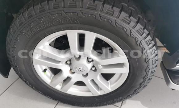 Acheter Occasion Voiture Toyota Land Cruiser Prado Gris à Lusaka, Zambie Acheter Occasion Voiture Toyota Land Cruiser Prado Gris à Lusaka, Zambie