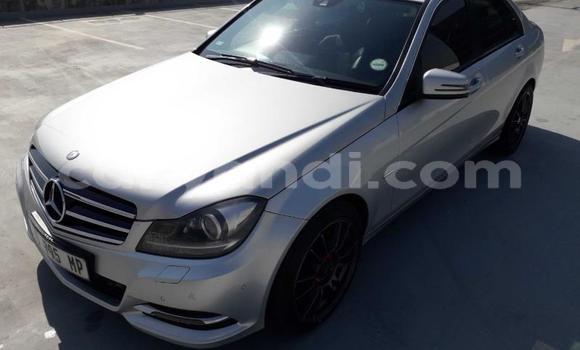 Acheter Occasion Voiture Mercedes-Benz C-Classe Gris à Lusaka, Zambie Acheter Occasion Voiture Mercedes-Benz C-Classe Gris à Lusaka, Zambie