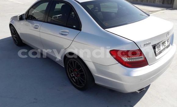 Acheter Occasion Voiture Mercedes-Benz C-Classe Gris à Lusaka, Zambie Acheter Occasion Voiture Mercedes-Benz C-Classe Gris à Lusaka, Zambie