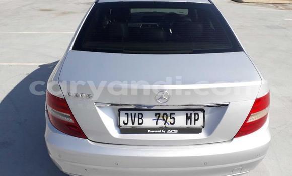 Acheter Occasion Voiture Mercedes-Benz C-Classe Gris à Lusaka, Zambie Acheter Occasion Voiture Mercedes-Benz C-Classe Gris à Lusaka, Zambie
